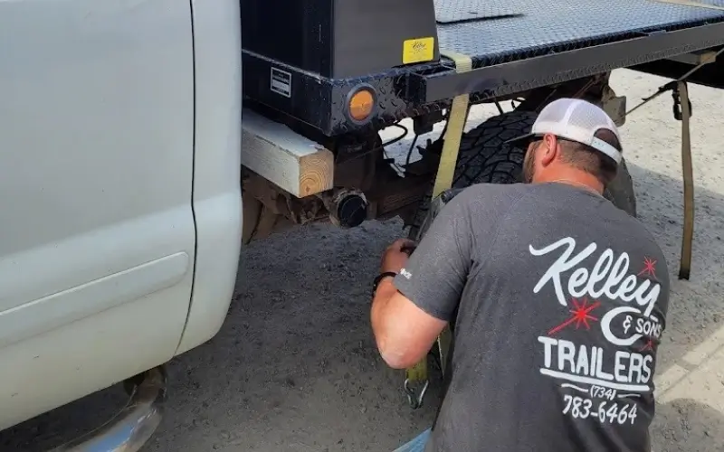 Trailer Services in Detroit and Carleton, MI Trailer Services in Detroit and Carleton, MI